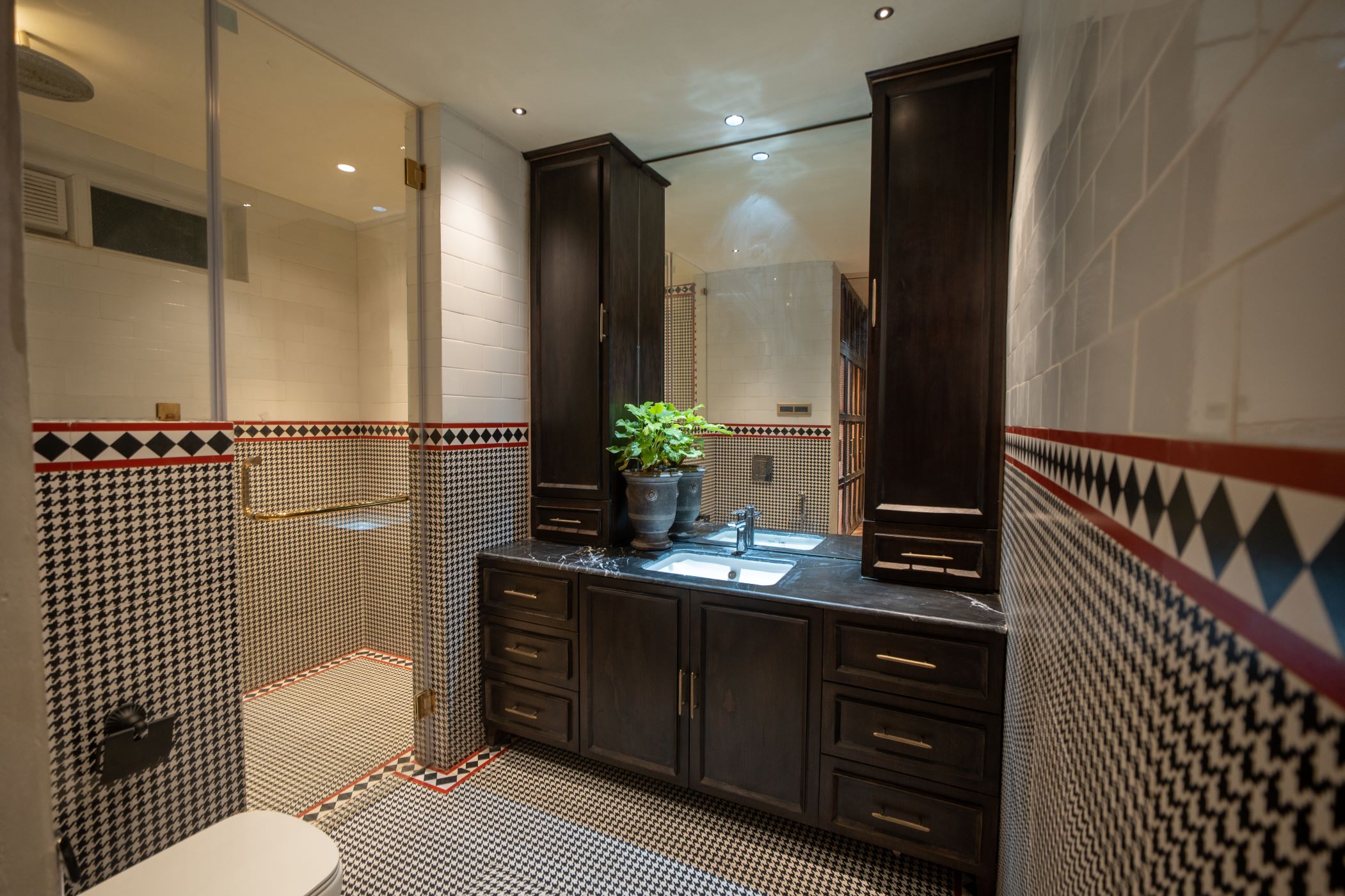 classic luxury gallery image