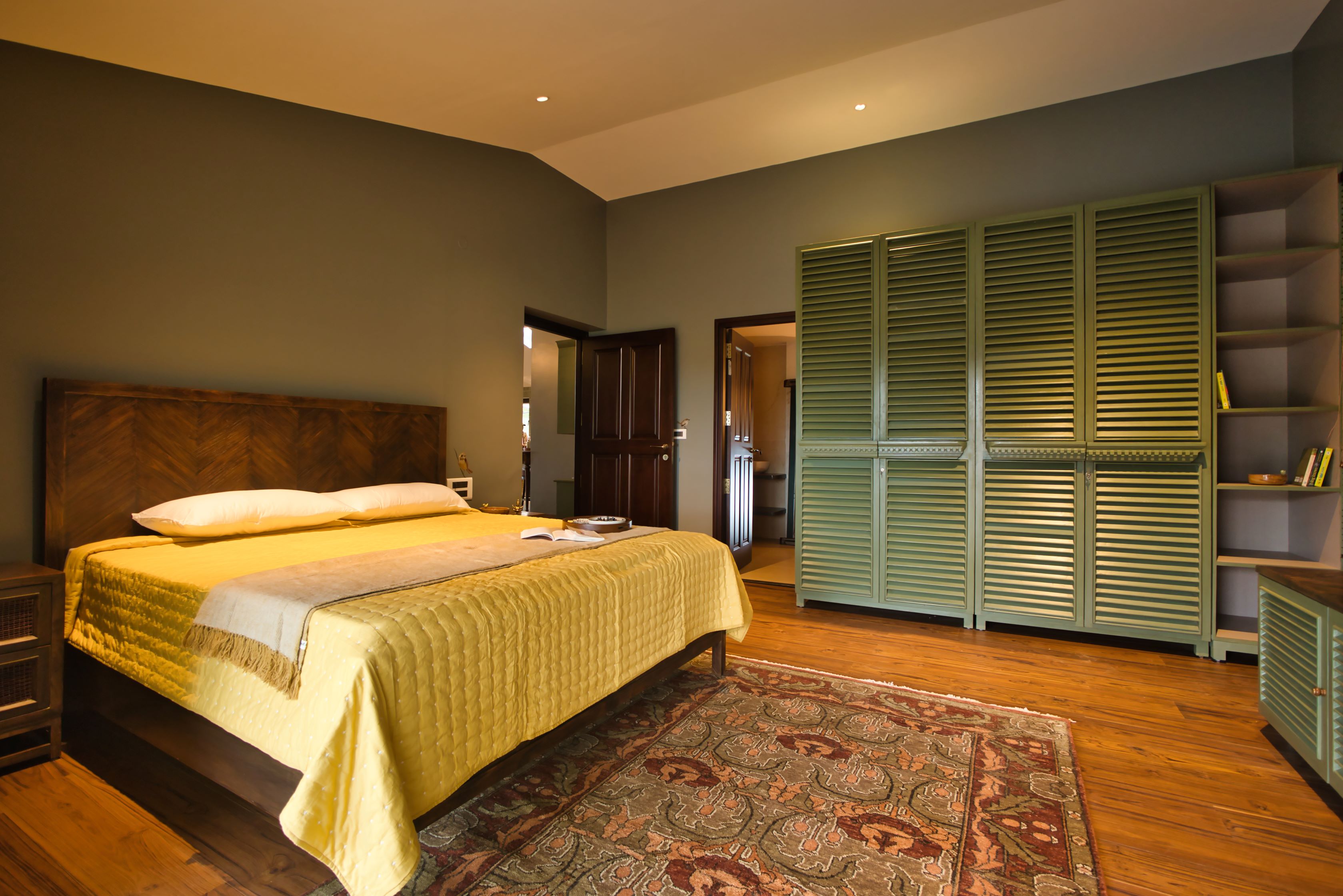 classic luxury gallery image